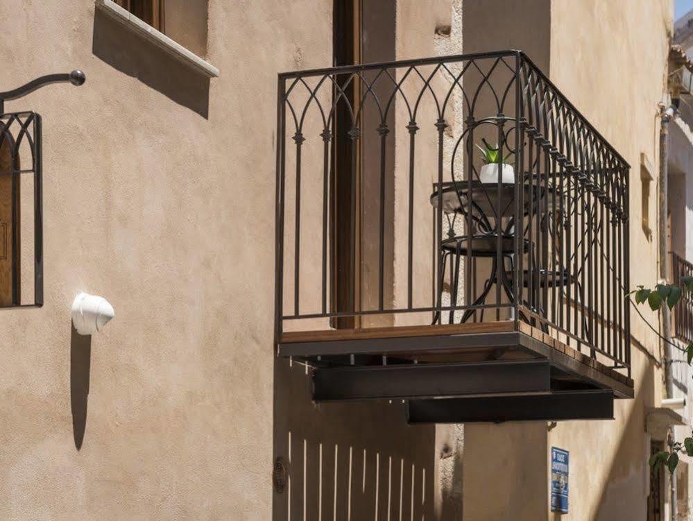 Casa Regina Luxury House Chrissi Akti Chania Exterior foto
